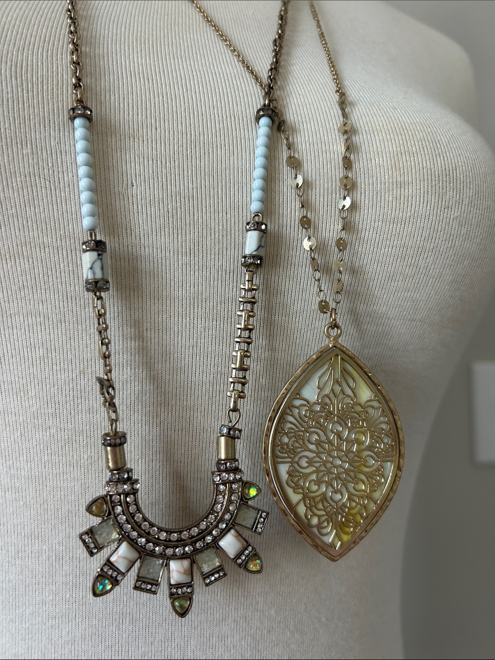 Long Boho Necklace wit pendants